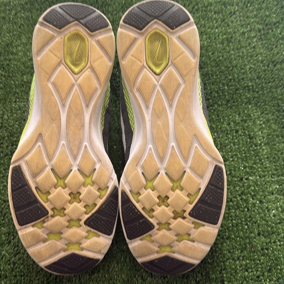 Women Nike Training In Season TR 6 Grey & Lime - Picture 10 of 10